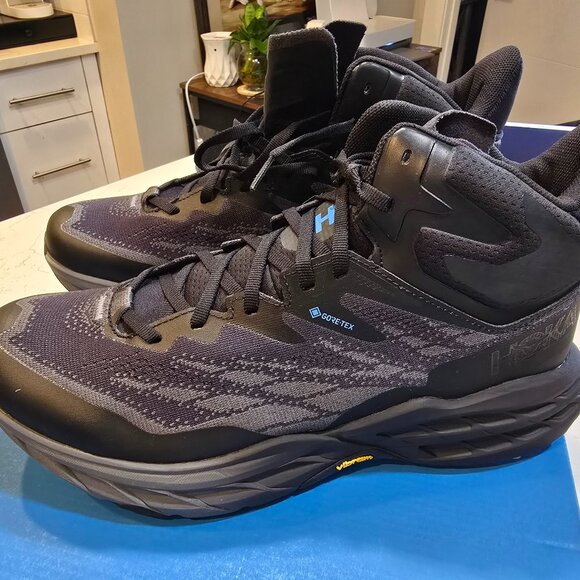 Hoka One SPEEDGOAT 5 MID GTX Men's NEW Hiking Boot Black Men's Size 10 new - Picture 1 of 15